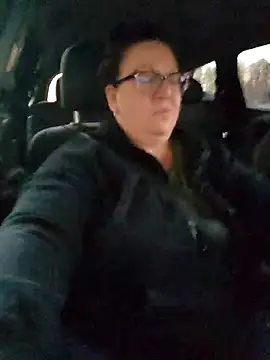 Snapshot of Miss_Phat_Booty chatting on November 19, 9:48 pm Miss Phat Booty online show from November 19, 9:48 pm