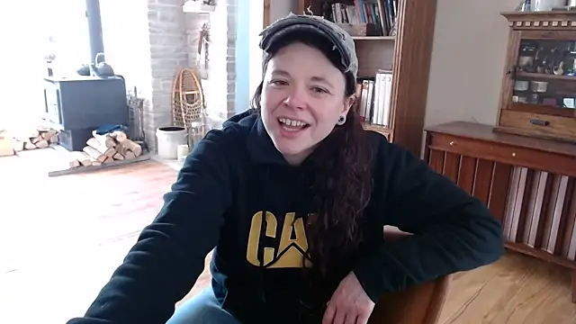 Snapshot of MarcyJones chatting on March 3, 6:22 pm MarcyJones online show from March 3, 6:22 pm