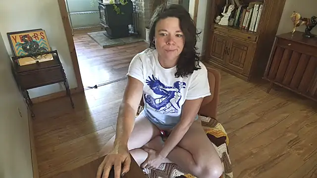 Snapshot of MarcyJones chatting on October 4, 3:21 pm MarcyJones online show from October 4, 3:21 pm