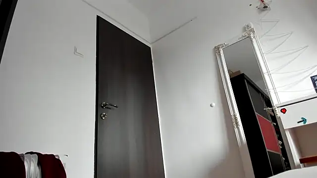 suuzykiss online show from March 3, 6:04 am