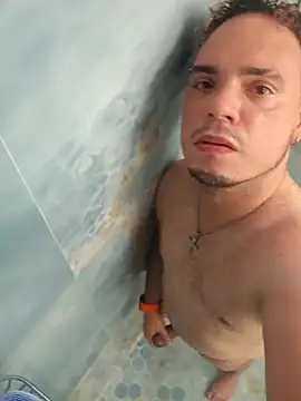 latinoflpr online show from September 22, 1:40 am