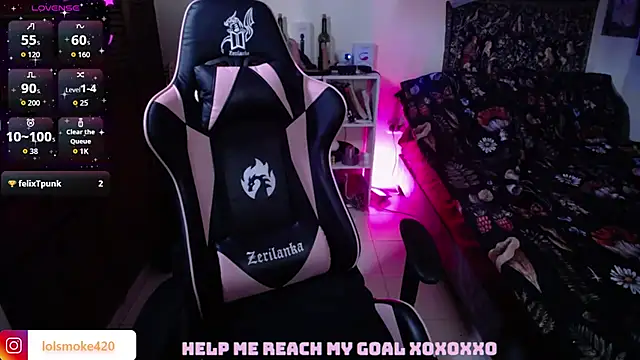 Snapshot of Bdsm_and_fries chatting on October 25, 8:36 pm Bdsm and fries online show from October 25, 8:36 pm