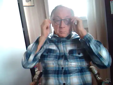 johnjohn622662 online show from February 21, 11:22 am