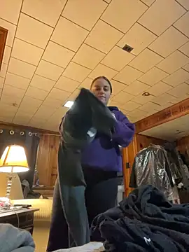 jaseyrae online show from December 11, 5:15 pm