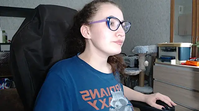 Snapshot of AnKey_Rayah chatting on December 5, 4:23 pm AnKey Rayah online show from December 5, 4:23 pm