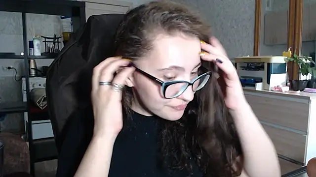 Snapshot of AnKey_Rayah chatting on December 15, 3:09 pm AnKey Rayah online show from December 15, 3:09 pm