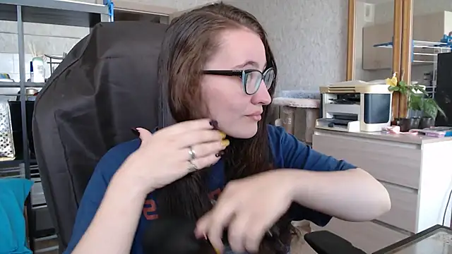 Snapshot of AnKey_Rayah chatting on December 18, 7:04 am AnKey Rayah online show from December 18, 7:04 am