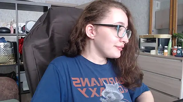 Snapshot of AnKey_Rayah chatting on February 4, 8:46 am AnKey Rayah online show from February 4, 8:46 am