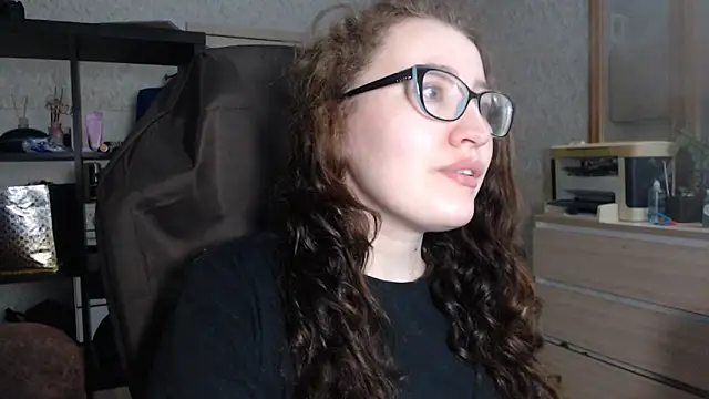 Snapshot of AnKey_Rayah chatting on February 24, 9:41 pm AnKey Rayah online show from February 24, 9:41 pm