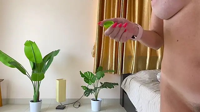 KatnessHot online show from March 2, 8:38 am