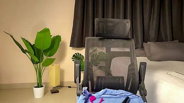 KatnessHot online show from September 11, 10:59 am