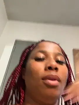 Snapshot of CurvyDesire1 chatting on February 22, 3:36 pm CurvyDesire1 online show from February 22, 3:36 pm