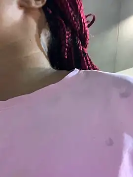 Snapshot of CurvyDesire1 chatting on February 23, 5:39 pm CurvyDesire1 online show from February 23, 5:39 pm