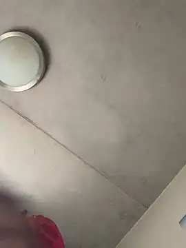 Snapshot of CurvyDesire1 chatting on February 27, 5:13 am CurvyDesire1 online show from February 27, 5:13 am