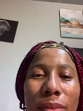 Snapshot of CurvyDesire1 chatting on March 7, 4:35 am CurvyDesire1 online show from March 7, 4:35 am