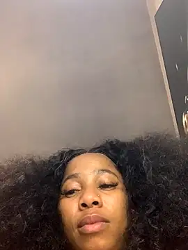 Snapshot of CurvyDesire1 chatting on September 11, 1:33 pm CurvyDesire1 online show from September 11, 1:33 pm