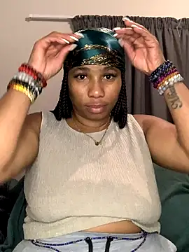 Snapshot of CurvyDesire1 chatting on October 9, 9:57 pm CurvyDesire1 online show from October 9, 9:57 pm