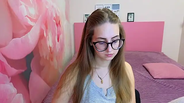 AliceAdams online show from February 14, 11:42 am