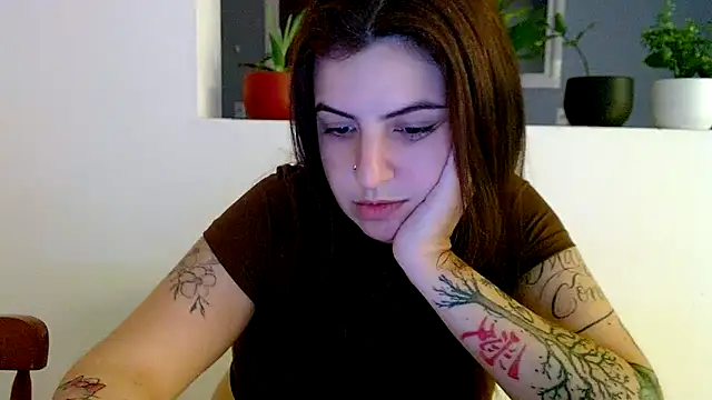 Snapshot of chelbyy chatting on October 29, 4:48 am chelbyy online show from October 29, 4:48 am