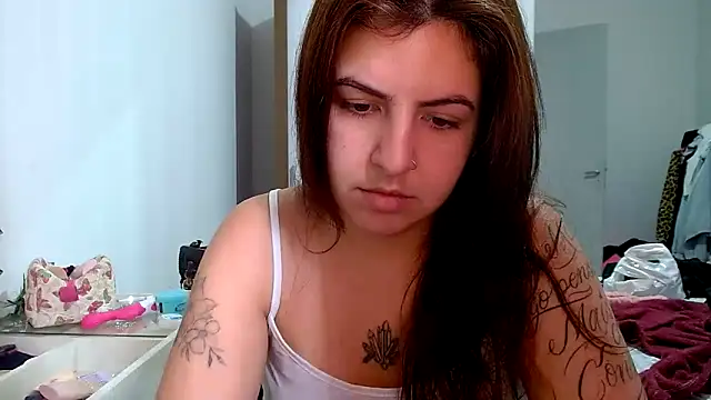 Snapshot of chelbyy chatting on November 12, 3:12 pm chelbyy online show from November 12, 3:12 pm