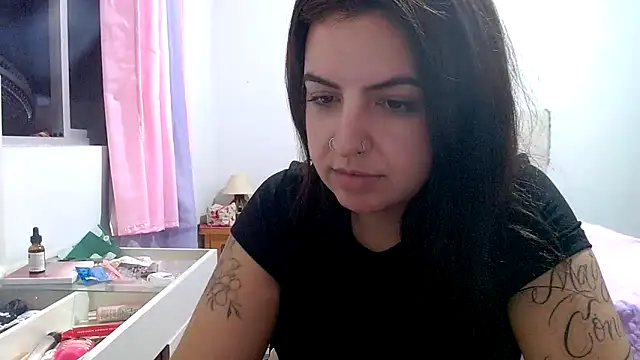 Snapshot of chelbyy chatting on December 17, 12:49 am chelbyy online show from December 17, 12:49 am