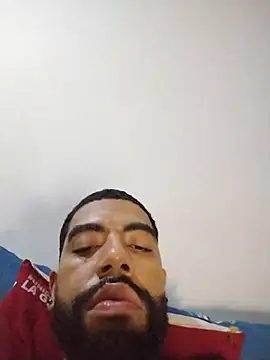 Snapshot of Aroon_Stonne chatting on November 7, 6:24 am Aroon Stonne online show from November 7, 6:24 am