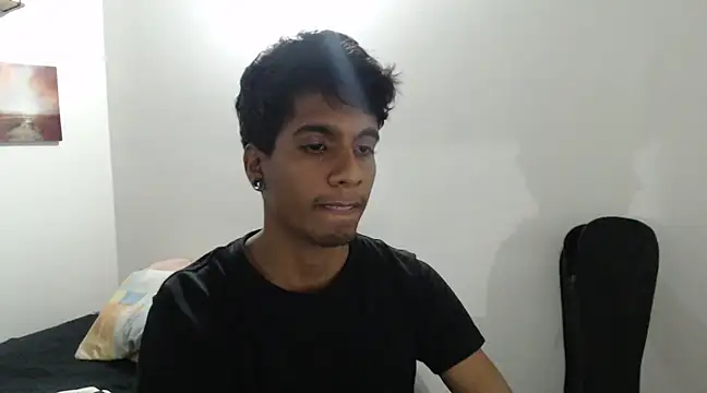 stevenosori online show from February 14, 1:02 am