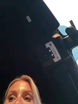 jasminesummer online show from February 26, 9:16 pm