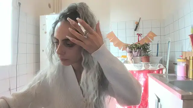 jessystarr online show from September 13, 7:19 am