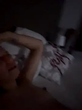 sexicouple3030 online show from December 4, 11:35 pm