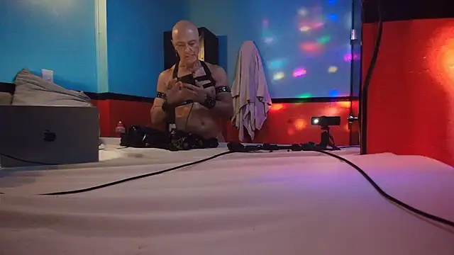 MikyFoxx online show from March 16, 12:22 pm