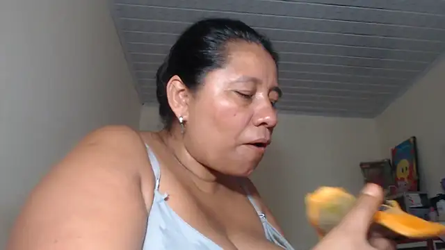 Snapshot of adrixxx38 chatting on September 12, 6:41 pm adrixxx38 online show from September 12, 6:41 pm