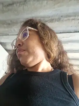 Snapshot of mila38 chatting on October 31, 9:32 am mila38 online show from October 31, 9:32 am