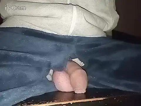 Snapshot of Bigdick666cm chatting on December 2, 1:58 am Bigdick666cm online show from December 2, 1:58 am