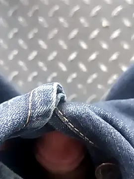 Snapshot of Bigdick666cm chatting on November 5, 3:34 pm Bigdick666cm online show from November 5, 3:34 pm