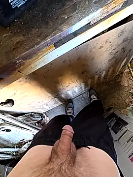 bighornycockup online show from October 13, 3:50 am