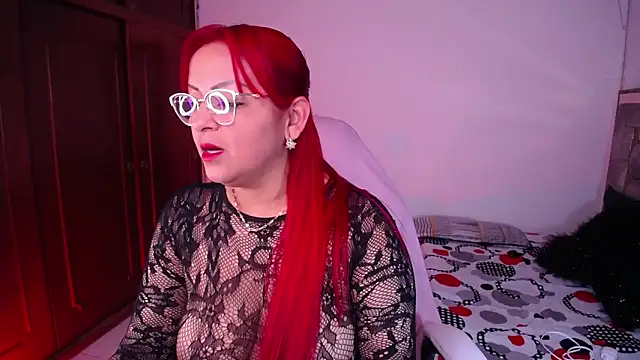 Snapshot of salomecastro_ chatting on September 13, 1:49 am salomecastro online show from September 13, 1:49 am