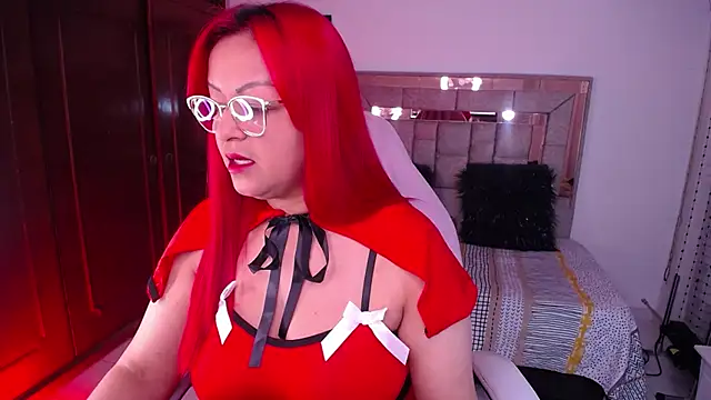 Snapshot of salomecastro_ chatting on October 27, 2:48 am salomecastro online show from October 27, 2:48 am