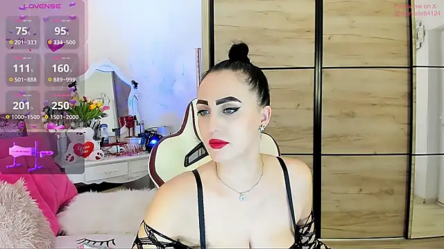 Maryelle online show from February 19, 7:59 pm