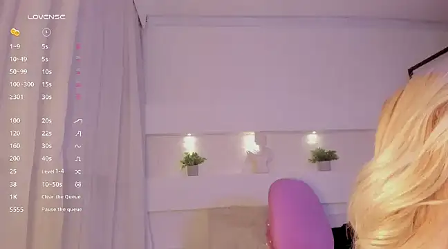 AshleyRoys online show from February 4, 6:38 pm