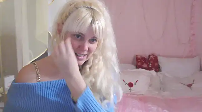 SunnySylvia online show from January 13, 3:47 pm