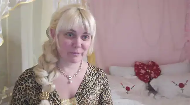 SunnySylvia online show from January 15, 5:26 pm