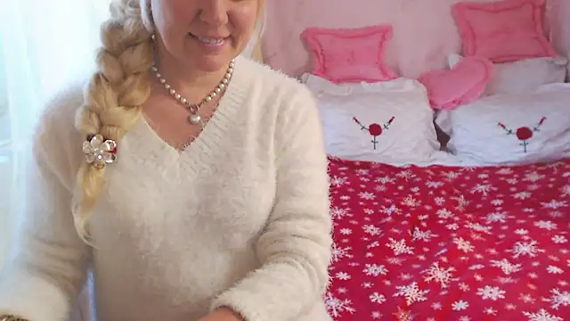 SunnySylvia online show from February 10, 2:26 pm