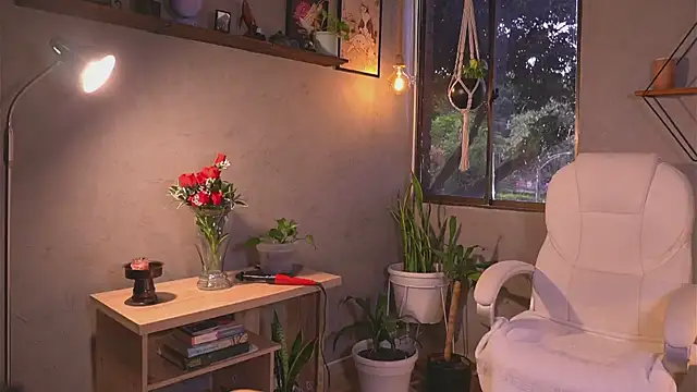 Isapetit  online show from October 10, 9:14 pm