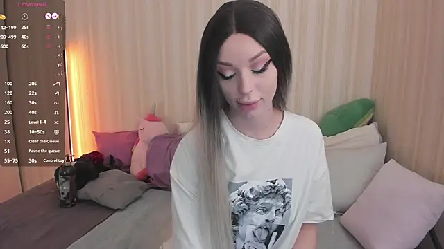 youreyesrgasm online show from February 3, 8:57 am