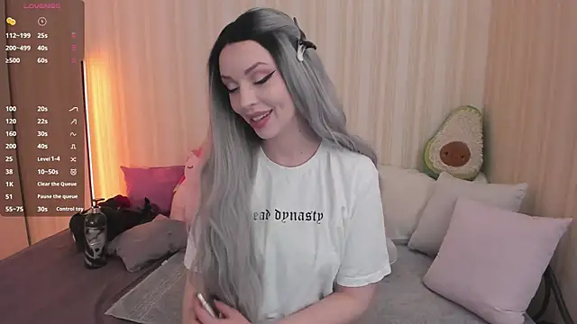 Snapshot of youreyesrgasm chatting on February 4, 8:02 am youreyesrgasm online show from February 4, 8:02 am