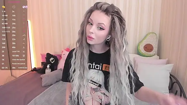 Snapshot of youreyesrgasm chatting on February 10, 8:20 am youreyesrgasm online show from February 10, 8:20 am