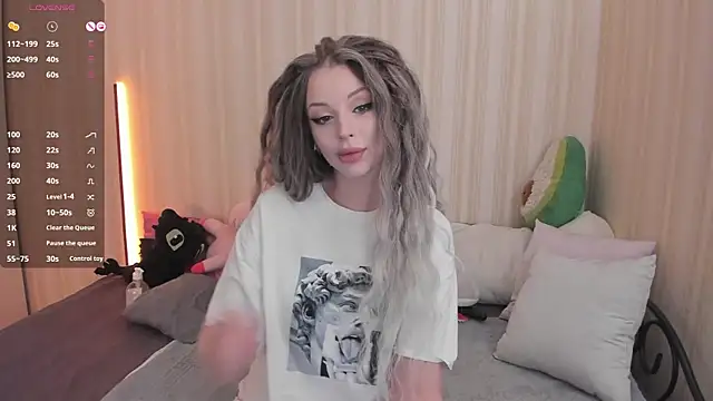 youreyesrgasm online show from February 18, 8:16 am