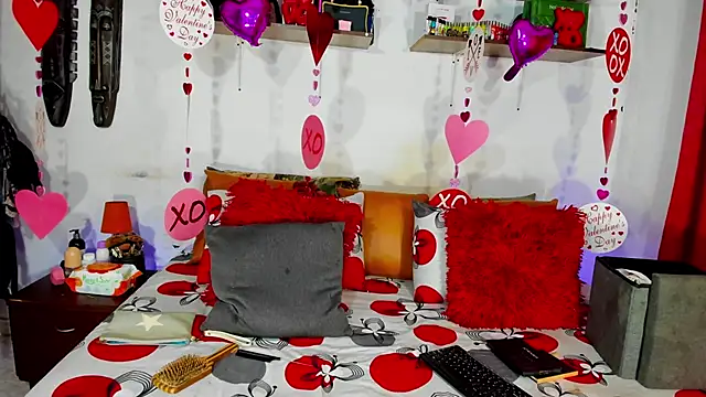 sashasweethot online show from March 7, 11:40 am