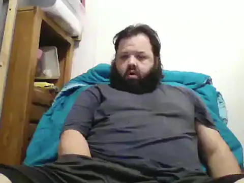 Snapshot of Strongbutgentle36 chatting on December 14, 7:29 am Strongbutgentle36 online show from December 14, 7:29 am